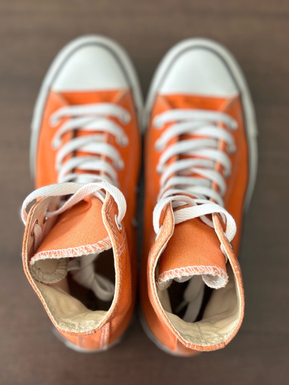 Converse Chuck Taylor All Star High Top Orange White Canvas Sneakers W6 M4 - Picture 3 of 7